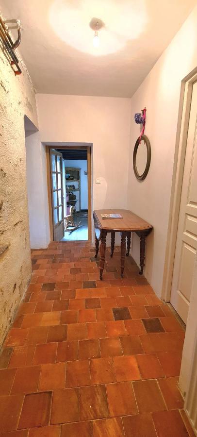 فيلا Le Terrier Maison De Campagne 250 M2 Grande Capacite 20 Couchages, 4500M2 De Terrain Saint-Pierre-du-Chemin المظهر الخارجي الصورة