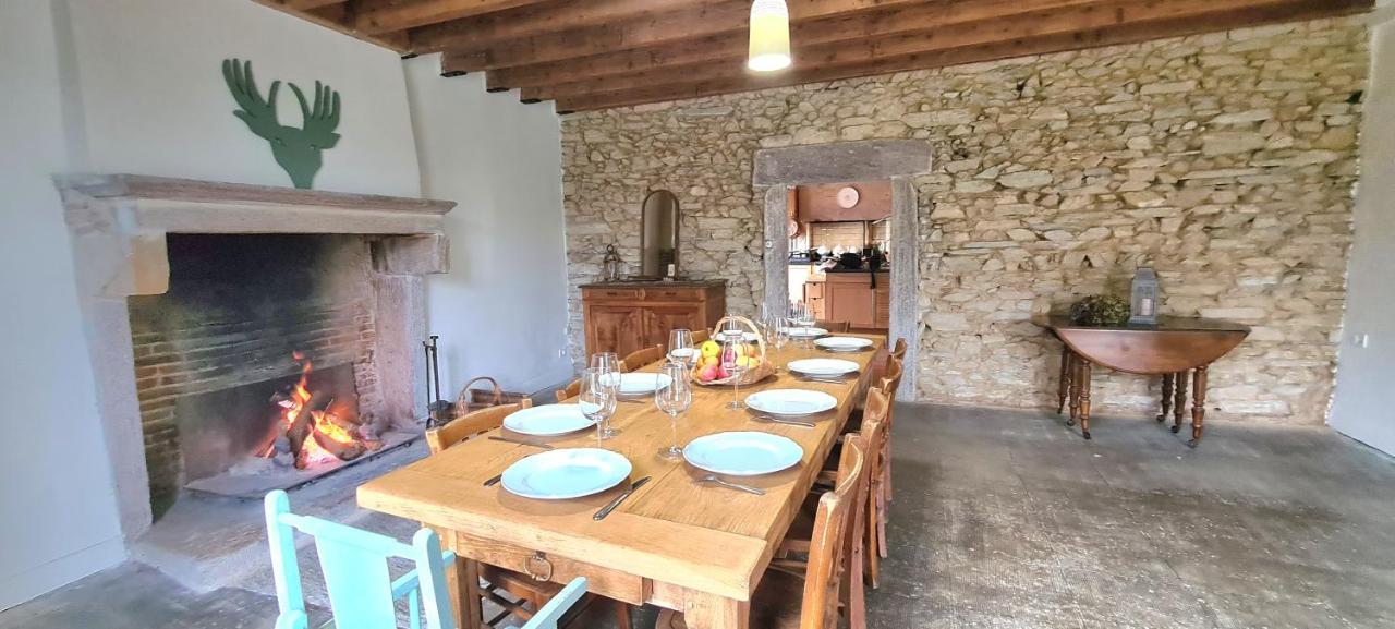 فيلا Le Terrier Maison De Campagne 250 M2 Grande Capacite 20 Couchages, 4500M2 De Terrain Saint-Pierre-du-Chemin المظهر الخارجي الصورة
