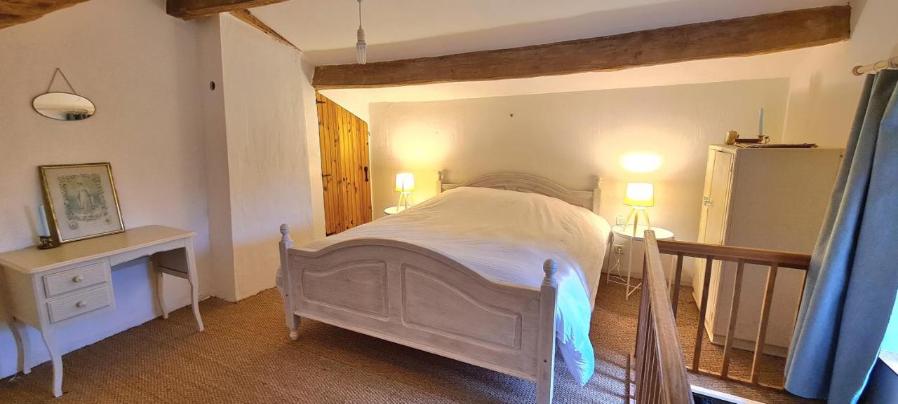 فيلا Le Terrier Maison De Campagne 250 M2 Grande Capacite 20 Couchages, 4500M2 De Terrain Saint-Pierre-du-Chemin المظهر الخارجي الصورة