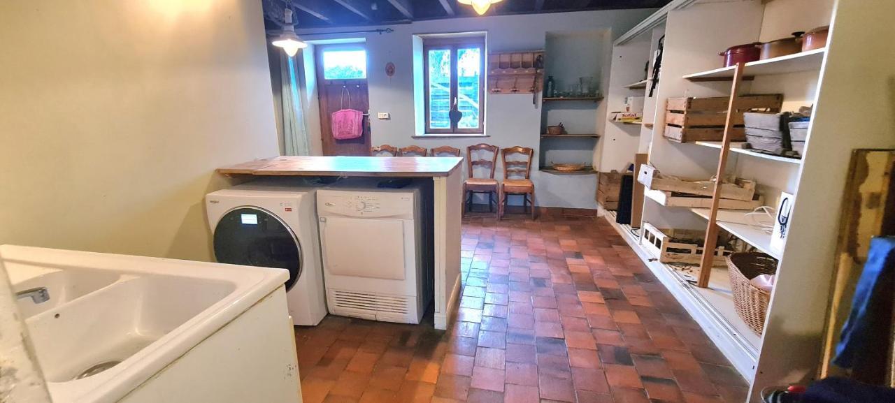 فيلا Le Terrier Maison De Campagne 250 M2 Grande Capacite 20 Couchages, 4500M2 De Terrain Saint-Pierre-du-Chemin المظهر الخارجي الصورة