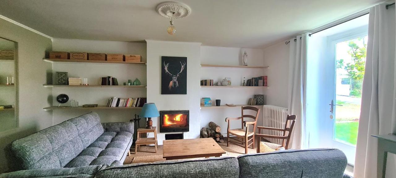 فيلا Le Terrier Maison De Campagne 250 M2 Grande Capacite 20 Couchages, 4500M2 De Terrain Saint-Pierre-du-Chemin المظهر الخارجي الصورة