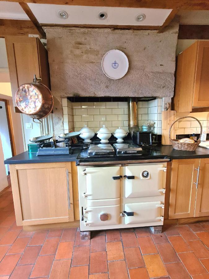فيلا Le Terrier Maison De Campagne 250 M2 Grande Capacite 20 Couchages, 4500M2 De Terrain Saint-Pierre-du-Chemin المظهر الخارجي الصورة