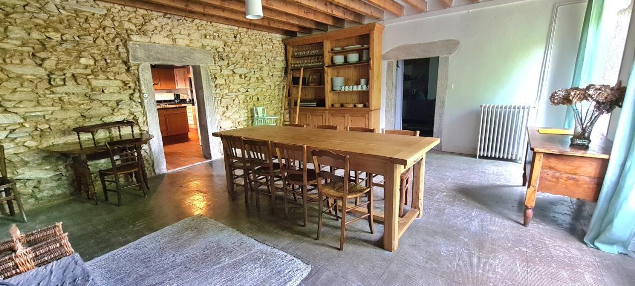 فيلا Le Terrier Maison De Campagne 250 M2 Grande Capacite 20 Couchages, 4500M2 De Terrain Saint-Pierre-du-Chemin المظهر الخارجي الصورة