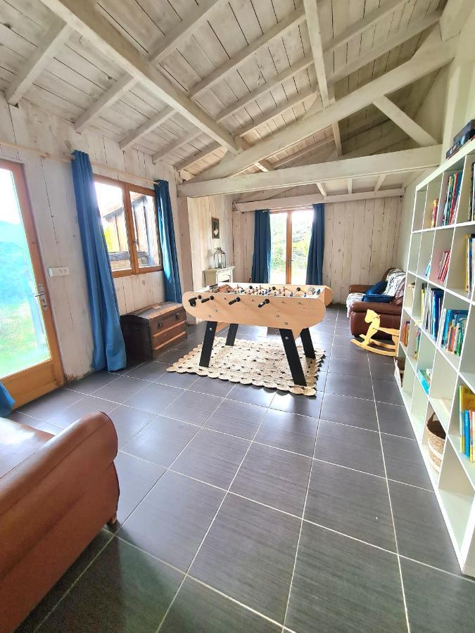 فيلا Le Terrier Maison De Campagne 250 M2 Grande Capacite 20 Couchages, 4500M2 De Terrain Saint-Pierre-du-Chemin المظهر الخارجي الصورة