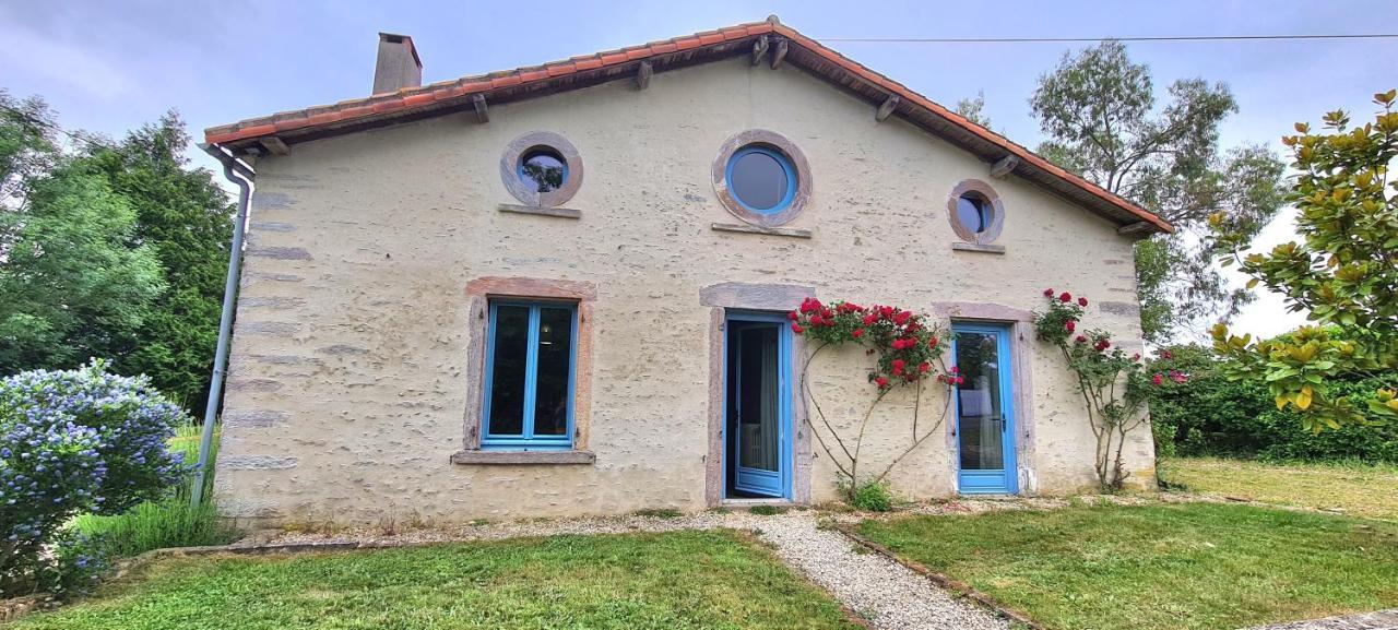 فيلا Le Terrier Maison De Campagne 250 M2 Grande Capacite 20 Couchages, 4500M2 De Terrain Saint-Pierre-du-Chemin المظهر الخارجي الصورة