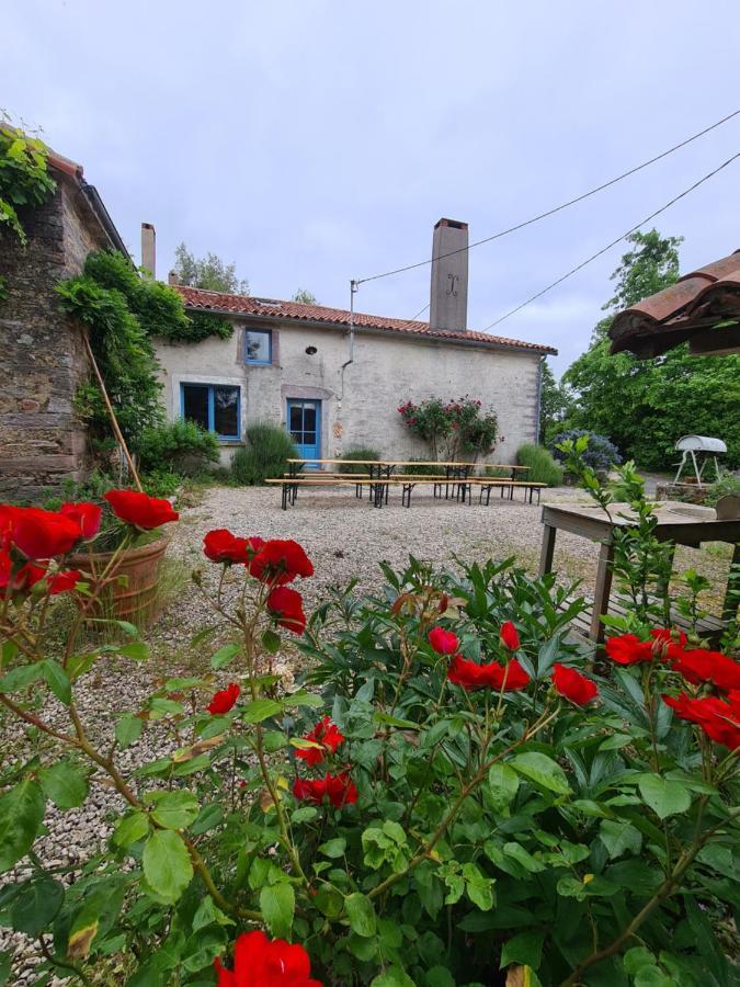 فيلا Le Terrier Maison De Campagne 250 M2 Grande Capacite 20 Couchages, 4500M2 De Terrain Saint-Pierre-du-Chemin المظهر الخارجي الصورة